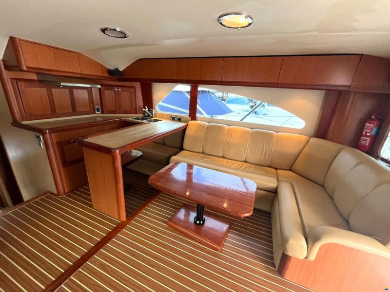 Luhrs 41 Convertible
