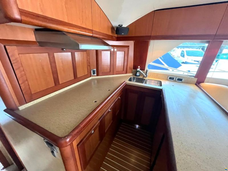 Luhrs 41 Convertible