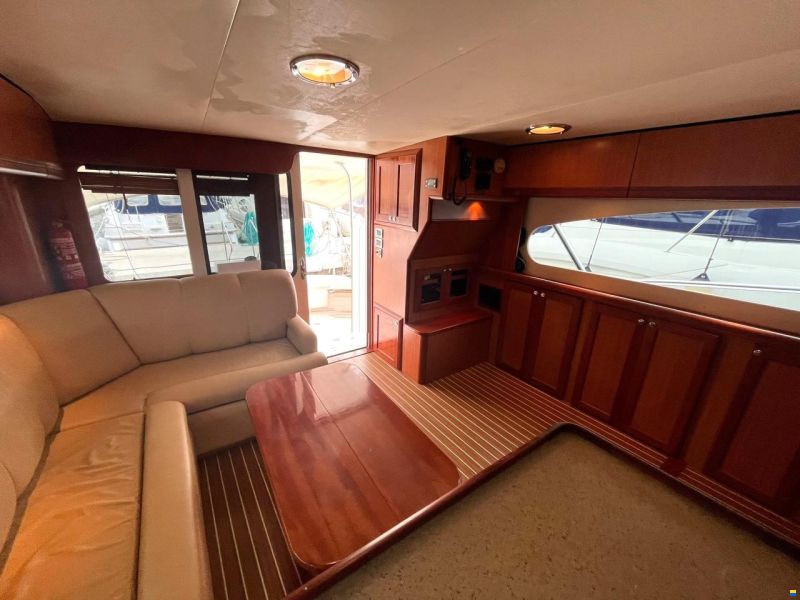 Luhrs 41 Convertible