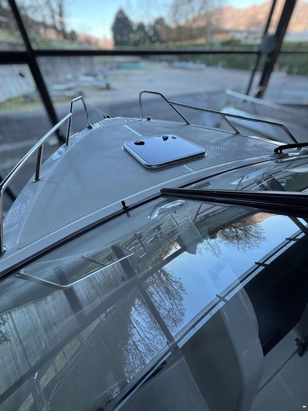 Quicksilver 675 Cruiser