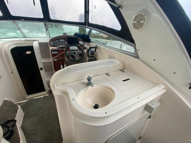 Rinker 290 Fiesta Wee