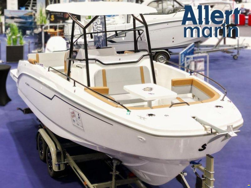 Beneteau FLYER 8 SPACEDECK V2