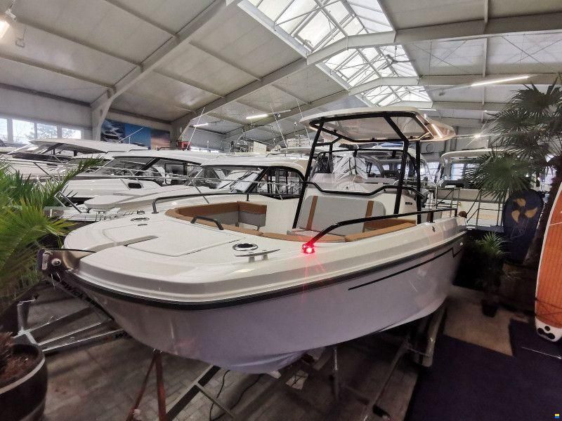Beneteau FLYER 8 SPACEDECK V2