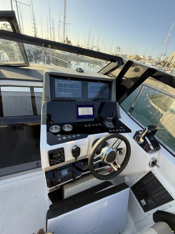 Karnic CS 10 NEUES MODELL BOOT 2025