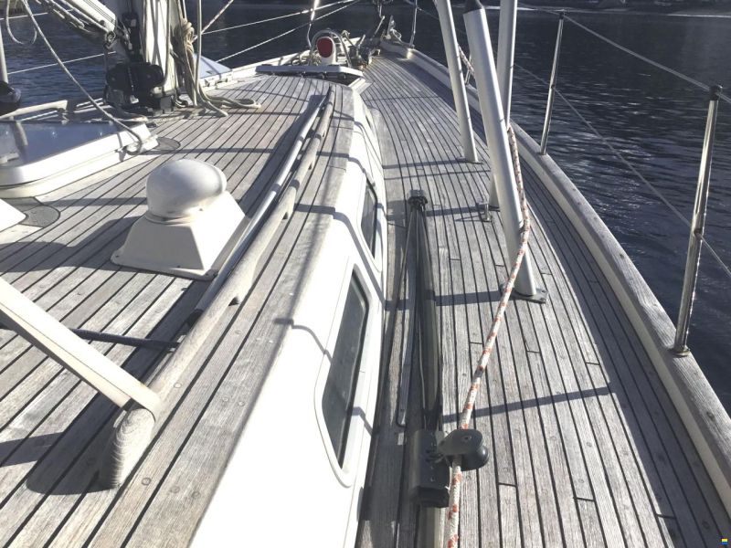 Hallberg-Rassy 42 F Mk 2