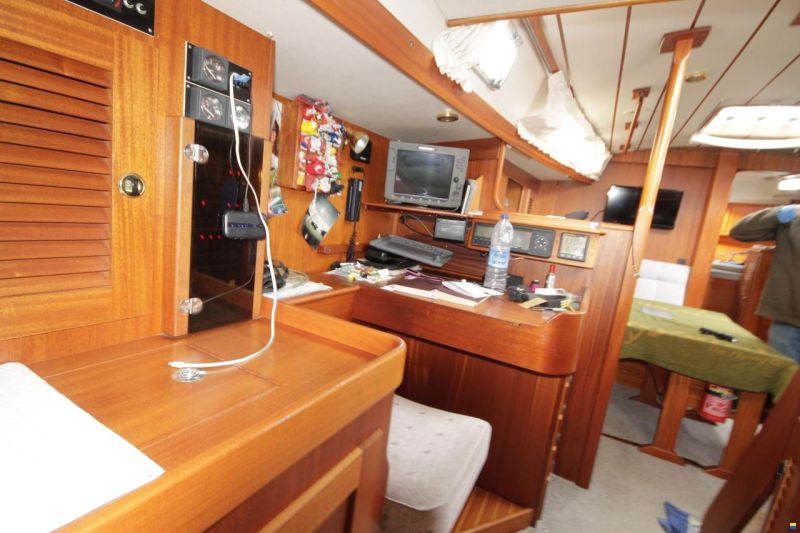 Hallberg-Rassy 42 F Mk 2
