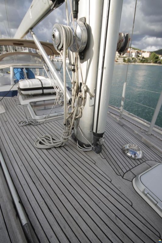 Hallberg-Rassy 42 F Mk 2