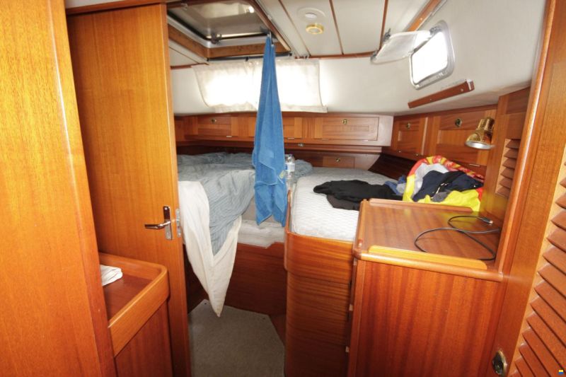 Hallberg-Rassy 42 F Mk 2