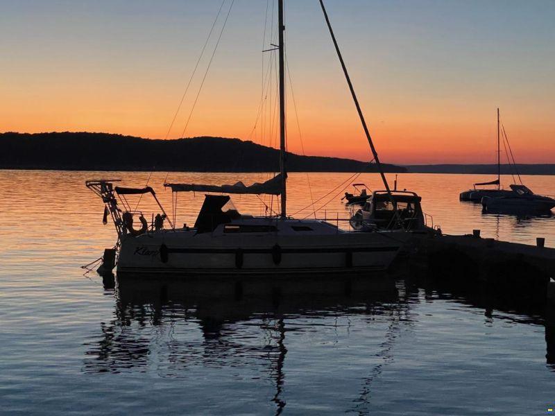Aluboot mit E-Hubkiel