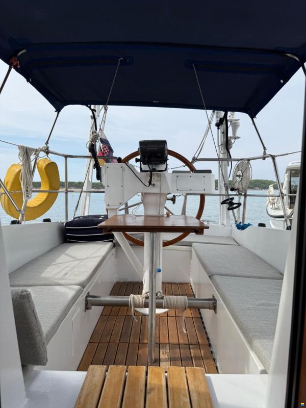 Aluboot mit E-Hubkiel