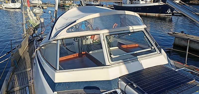 Hallberg-Rassy 36