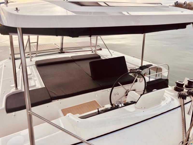 Lagoon 46