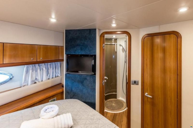 Sunseeker Predator 52