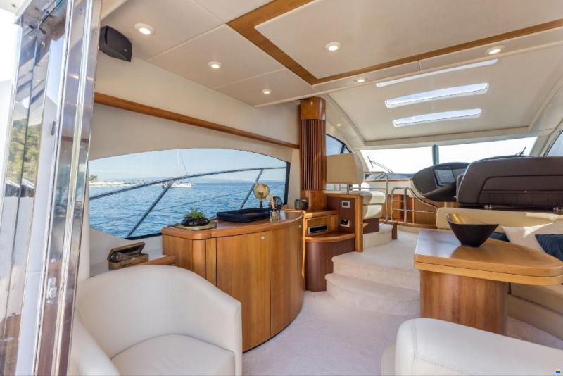 Sunseeker Predator 52