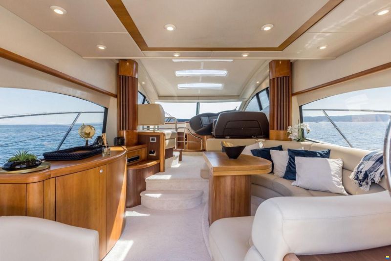 Sunseeker Predator 52