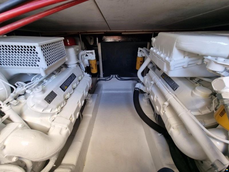 Riviera Marine 43 Flybridge