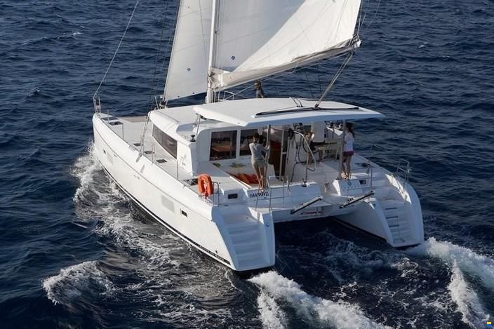 Lagoon 421