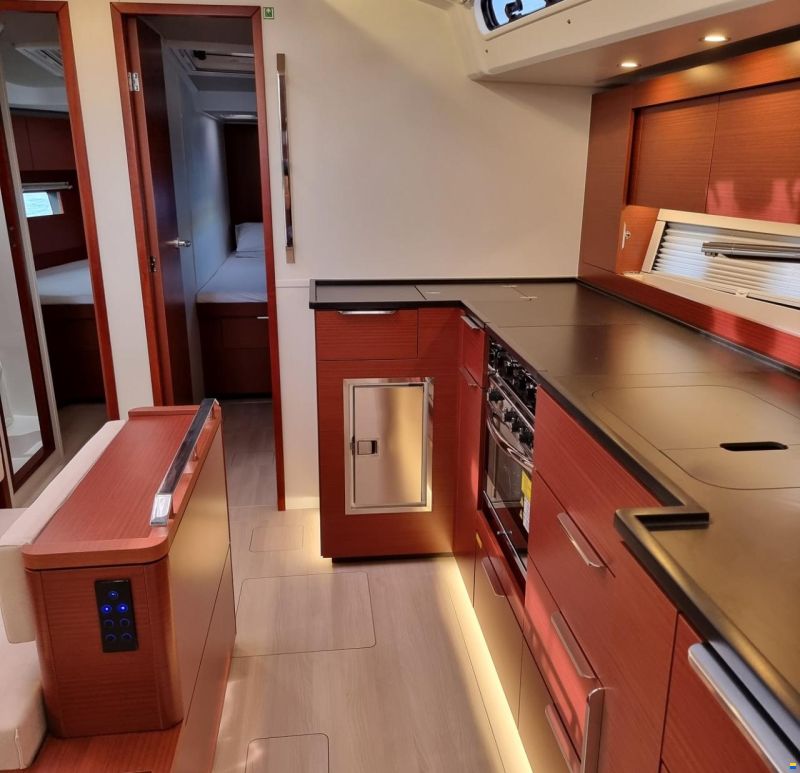 Hanse 460