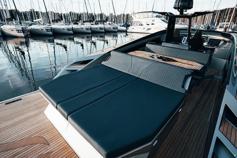 SAY Carbon Yachts SAY 42