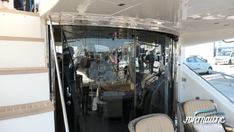 Sealine T60
