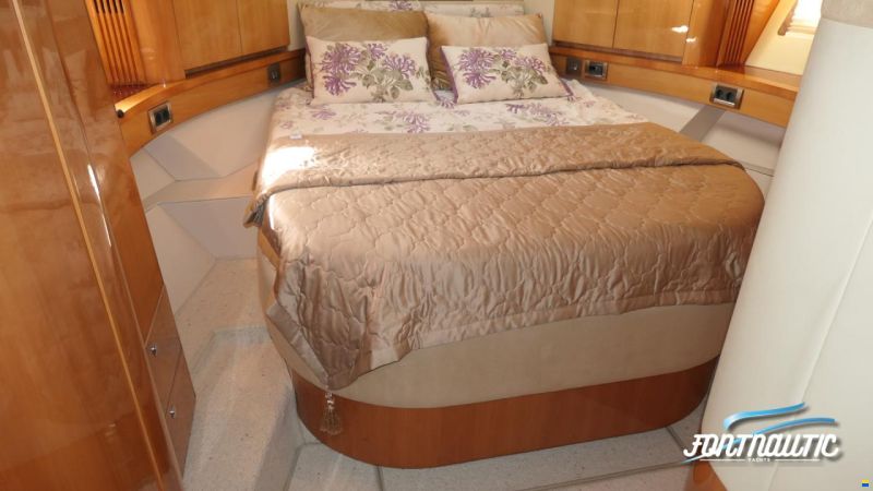 Sealine T60