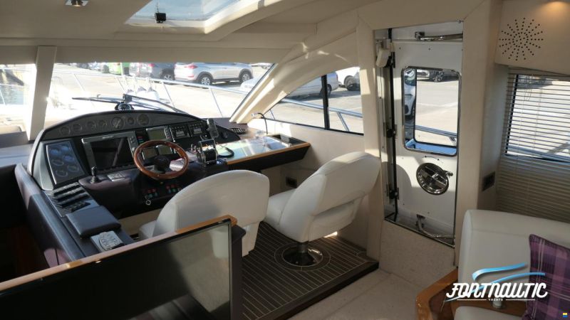 Sealine T60