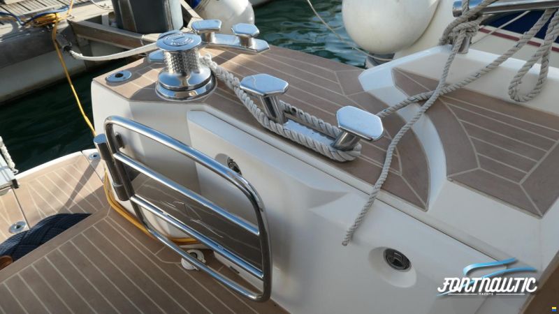 Sealine T60