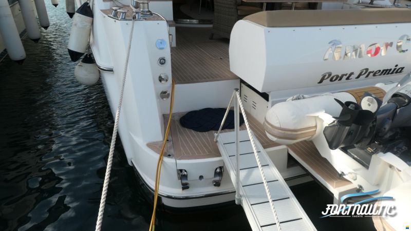 Sealine T60
