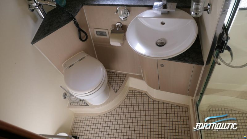Sealine T60