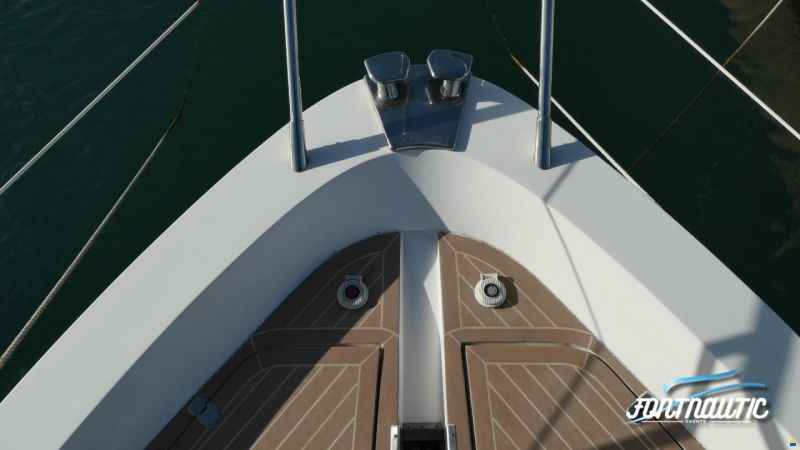 Sealine T60