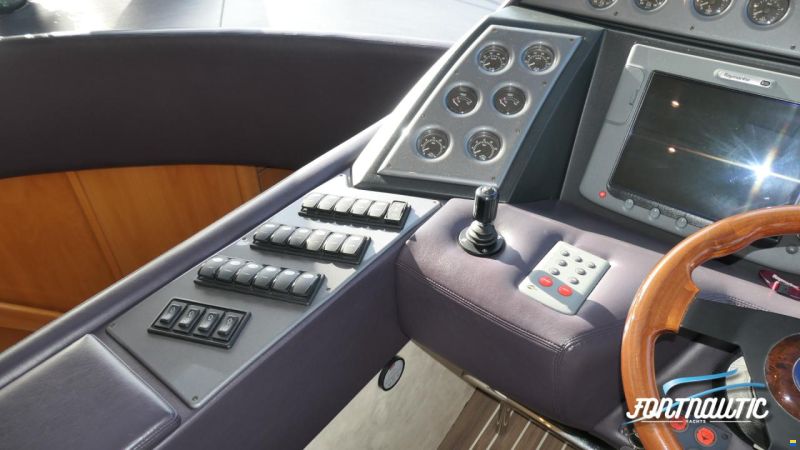 Sealine T60