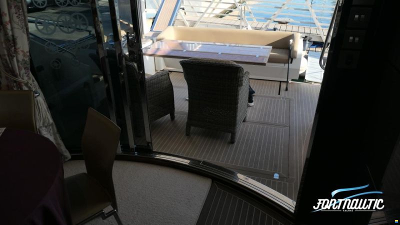Sealine T60