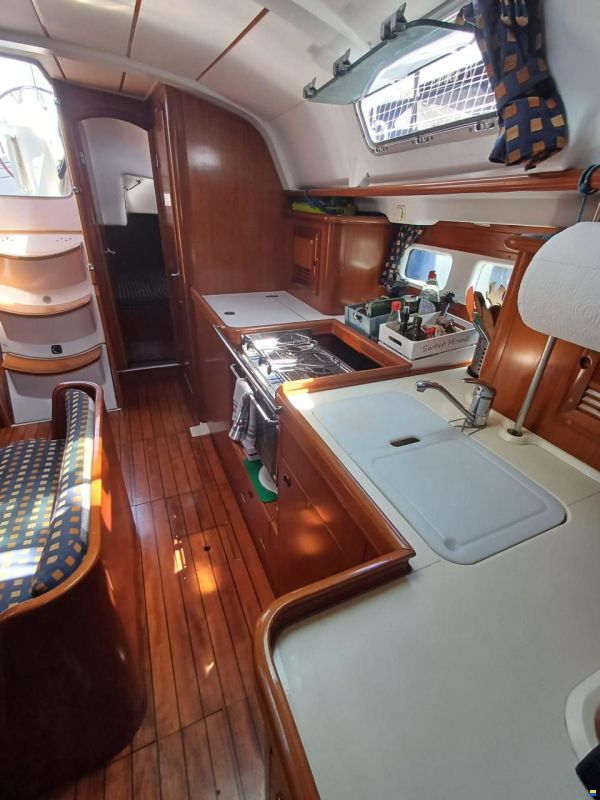 Beneteau Oceanis 411