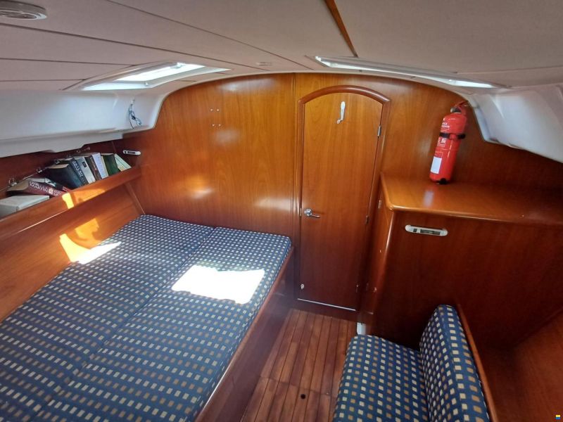 Beneteau Oceanis 411