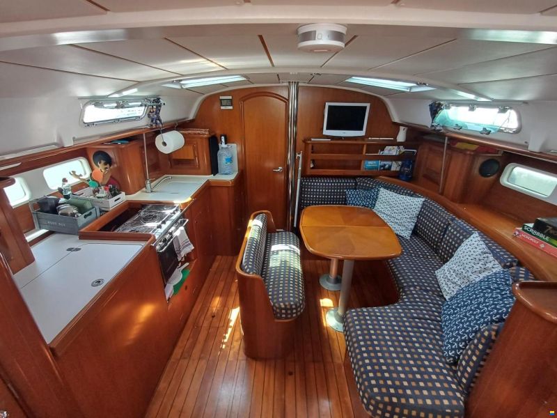 Beneteau Oceanis 411