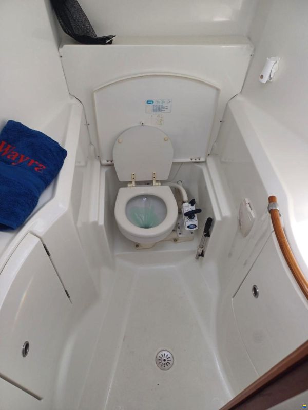 Beneteau Oceanis 411