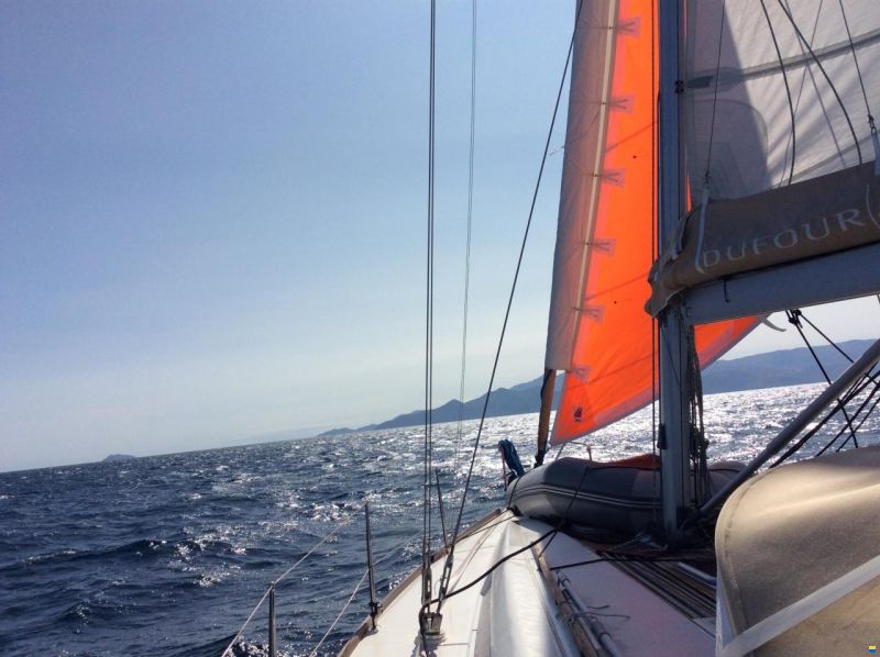 Dufour Grand Large 405