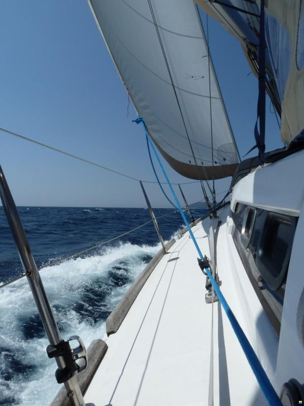 Dufour Grand Large 405