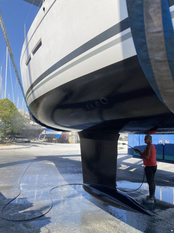 Dufour Grand Large 405