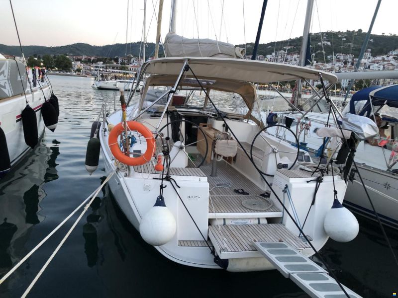 Dufour Grand Large 405