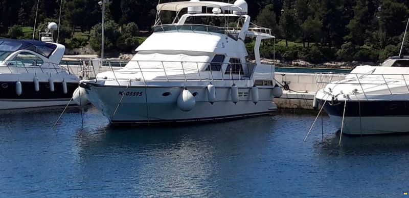 Vitech Astor 52