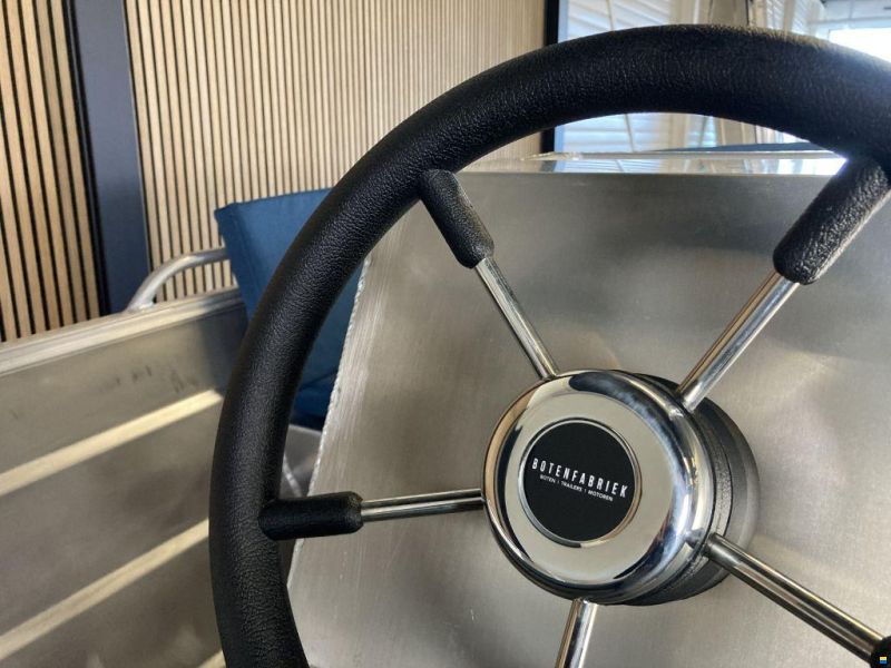Qwest R450