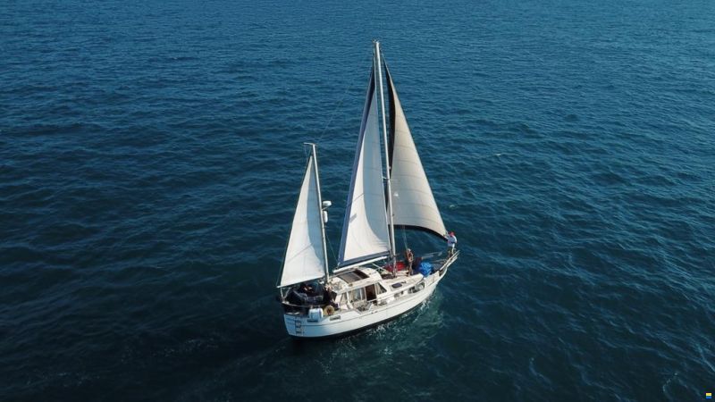 Nauticat 33