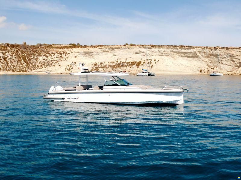 Axopar 37 Sun Top