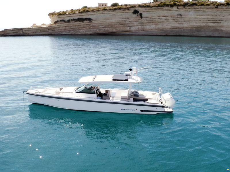 Axopar 37 Sun Top