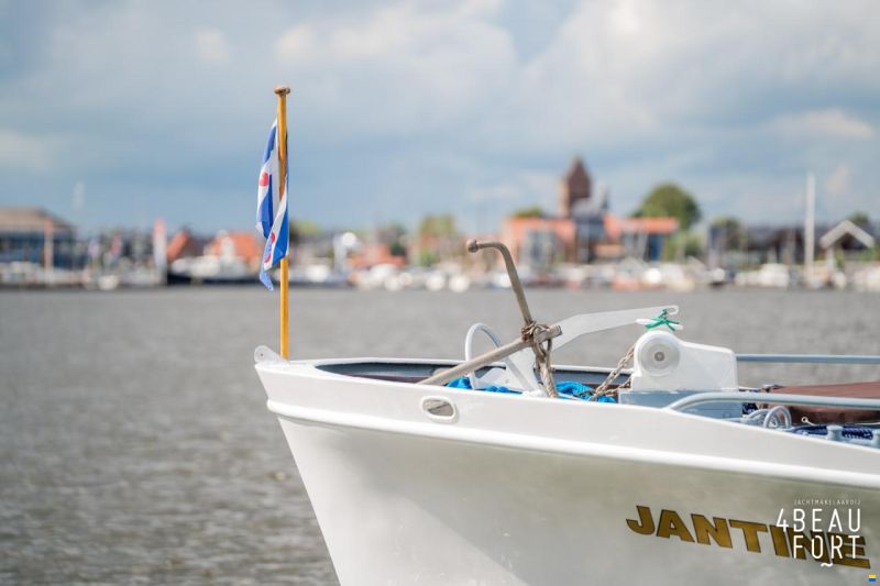 De Vries 1200