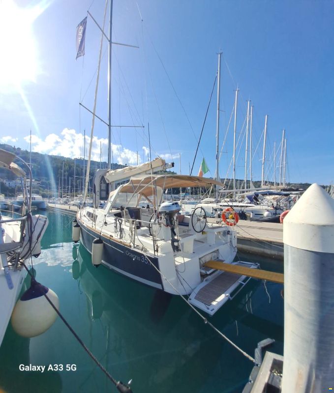 Beneteau Oceanis 35.1