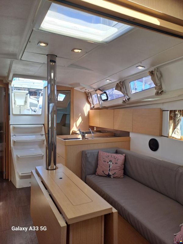 Beneteau Oceanis 35.1