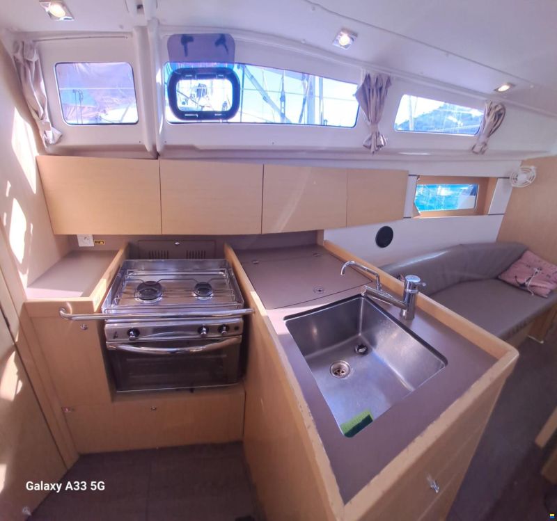 Beneteau Oceanis 35.1