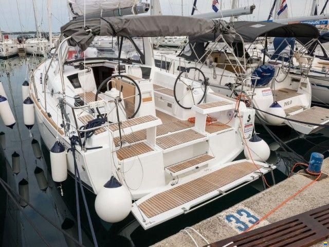 Beneteau Oceanis 35.1